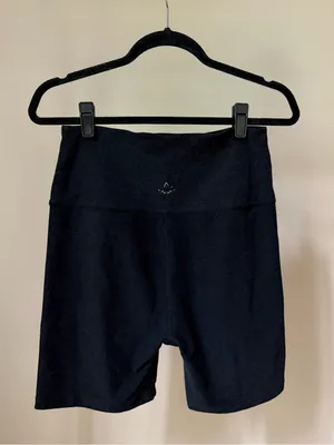 Beyond Yoga Gabriela Spacedye High Waisted 7” Biker Shorts Black, Size XL thumbnail 3