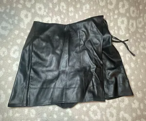 Boutique local  skirt thumbnail 1