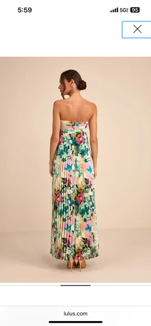 Lulus Floral dress thumbnail 2