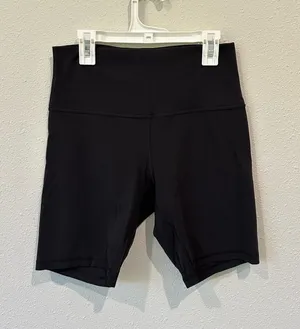 Lululemon Shorts thumbnail 1