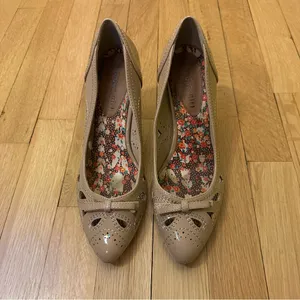 Madden girl Tan Women's Heels thumbnail 2