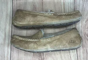 UGG slippers shoes Womens 8 beige Ansley chestnut moccasin house shoe comfort thumbnail 1