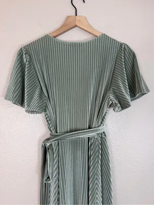 Baltic Born Andi Ribbed Velvet Wrap Maxi Dress size Medium Dusty Sage Green NEW thumbnail 12