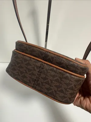 Michael Kors Jet Set Travel Signature Logo Crossbody Bag thumbnail 4