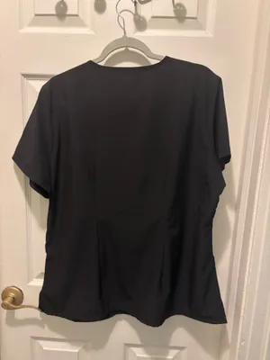 Stat medical wear black scrub top thumbnail 2