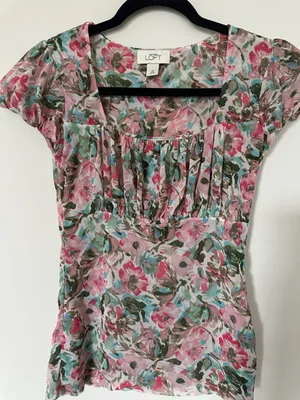 Ann Taylor Loft Pink Floral Mesh Ruched Short Sleeve Top XS thumbnail 1