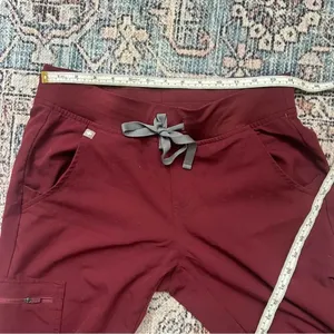 Figs Zamora Jogger Scrub Pants Burgundy Drawstring Waist Slim Fit Pant Small thumbnail 14