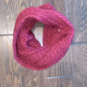Red Camel Burgundy wine color knit infinity scarf thumbnail 2