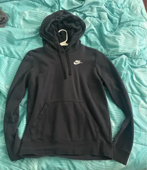 Nike Women’s Pullover Hoodie thumbnail 1
