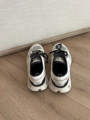 On Cloud Anthropologie X 3 Sneakers in White Size US 7.5 thumbnail 5