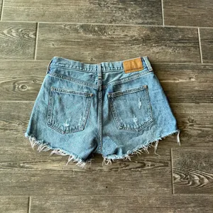 Aritzia Denim Forum Ex Boyfriend High Rise Denim Shorts thumbnail 3