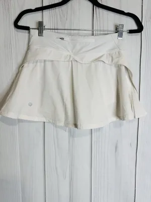 Lululemon Play Off The Pleats Skirt White Tennis Skort Pickleball Women's Size 4 thumbnail 3