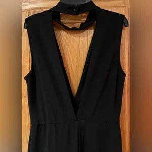 Windsor Black Deep V-Neck & Deep V-Back Cropped Wide Leg‎ Jumpsuit Size Medium thumbnail 6