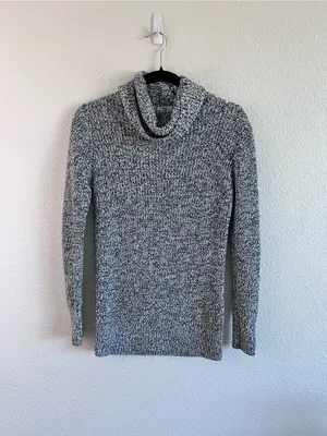 Abercrombie and Fitch Women's Long Sleeve Turtleneck Black Marled Sweater Jumper thumbnail 2