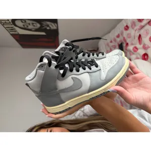 Nike Dunk High Aged Grey Grey Fog Sail Women's Sneakers Size 6 DD1869-001 thumbnail 8