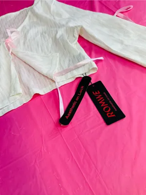 ROMWE White Crop Top with Pink Ribbon Ties thumbnail 6