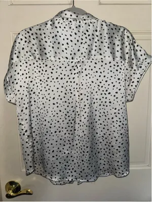 Fate Button Down Shirt Size S White Black Polka Dot thumbnail 5