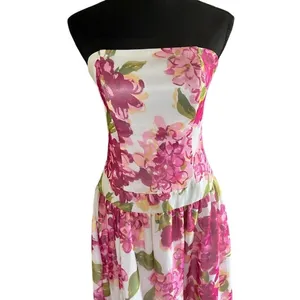 Tessuto Pink Floral Strapless Fit & Flare Dress Size 8 Wedding Guest Dress thumbnail 3