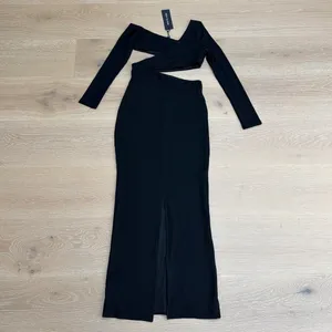 White Fox Maxi Dress Long Sleeve Ribbed Hot Right Now Size L Black thumbnail 5