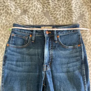 Madewell Curvy High‎ Rise Jeans size 25 Slim Straight Skinny Dark Wash Everyday thumbnail 6
