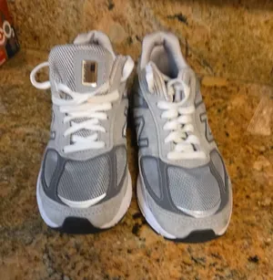 New Balance 990v5 Sneakers thumbnail 1