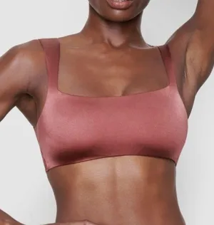 NWT SKIMS Stretch‎ Satin Square Neck Bralette Top XS Berry thumbnail 1
