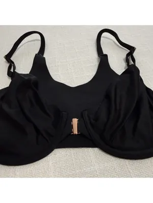 Soma 32C Vanishing 360 Unlined Perfect Coverage Black Bra Underwire Front Close thumbnail 2