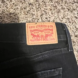 Levi's 505 Classic Dark Wash Straight Jeans Casual Stretch Denim Pants Size 30‎ thumbnail 5