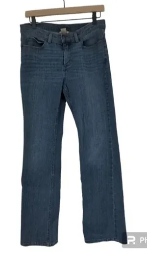 Duluth Trading Women's Medium Wash Bootcut Jean‎ Size 8 thumbnail 1