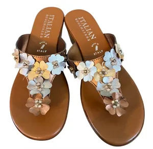Italian Shoemakers Women's Metallic Zane Flowered Wedge Sandals NIB Size 8 thumbnail 1
