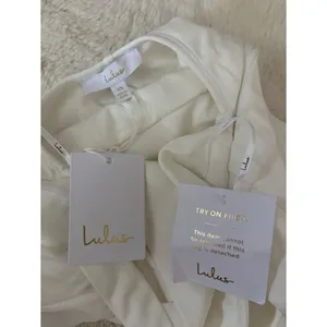 Lulus Majestic Attitude White Cape Sleeve One-Shoulder Maxi Dress Size XS Bridal thumbnail 5