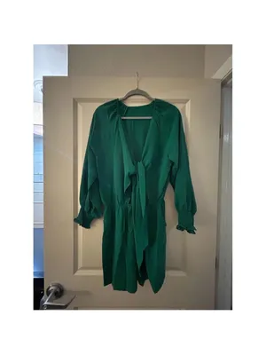 NEW Green Tie Knot Front V Neck Short Rompers M thumbnail 3