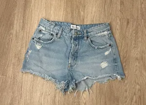 Zara jean shorts thumbnail 1