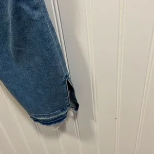Abercrombie & Fitch Simons high rise ankle jeans thumbnail 5