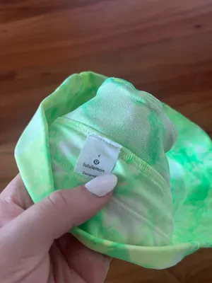 Lululemon Cropped Tank Top thumbnail 3