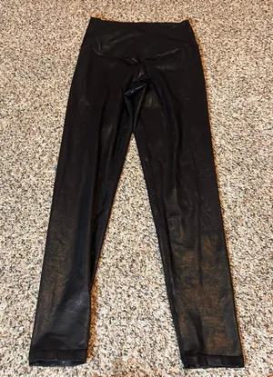 OFFLINE by Aerie Black High Waisted Shine Leggings Athleisure Women's‎ Medium thumbnail 1
