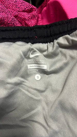 Women’s Nike Shorts thumbnail 6