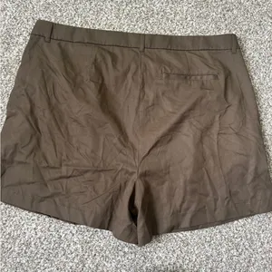🦋 Old Navy Women's Brown Shorts High Rise Casual Neutral XXL Summer Vacation thumbnail 4
