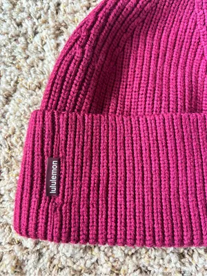 Merino Wool Ribbed Beanie Hat - Raspberry thumbnail 2