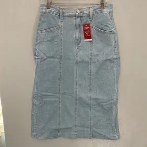 NWT Levi Strauss Signature Women's Vintage 95 Seamed Denim Midi Skirt Size‎ S thumbnail 2