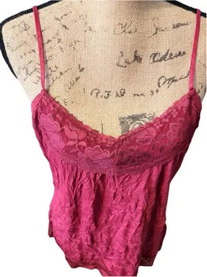 Maurices Burgundy Crinkled Lace Trim Camisole Size XL (20” PTP) thumbnail 2