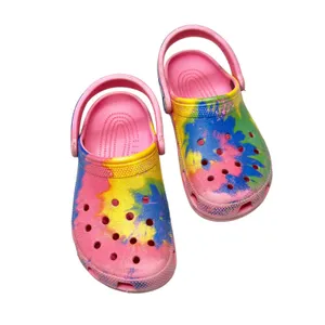 Crocs Classic Tie Dye Graphic Clog Electric Pink Multicolor Shoes Size 6 thumbnail 2