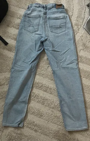 American Eagle Outfitters Mom Straight Jeans thumbnail 2