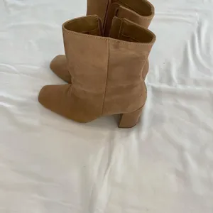 Steve Madden Women's Leather Boot Heels 8.5 thumbnail 4