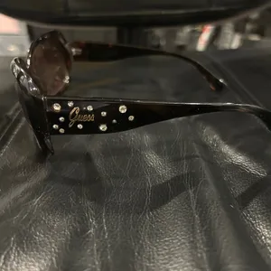Guess Amber Sunglasses thumbnail 8