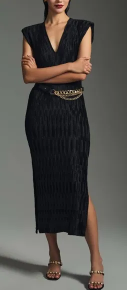By ANTHROPOLOGIE Black Ruched V-Neck Side Slits Midi Dress Plissé Finish Size XS thumbnail 1