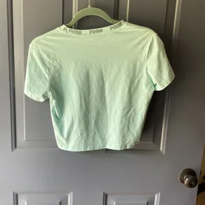 Cropped puma t shirt thumbnail 2