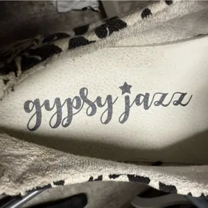 Gypsy Jazz Leopard Print Slip On Western Style Casual Shoes thumbnail 7