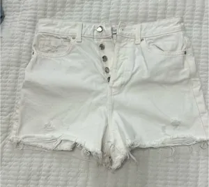 ZARA High-Rise Shorts White thumbnail 1