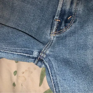 MOTHER JEANS The Mid Rise Dazzler Ankle Fray Riding The Cliffside thumbnail 3